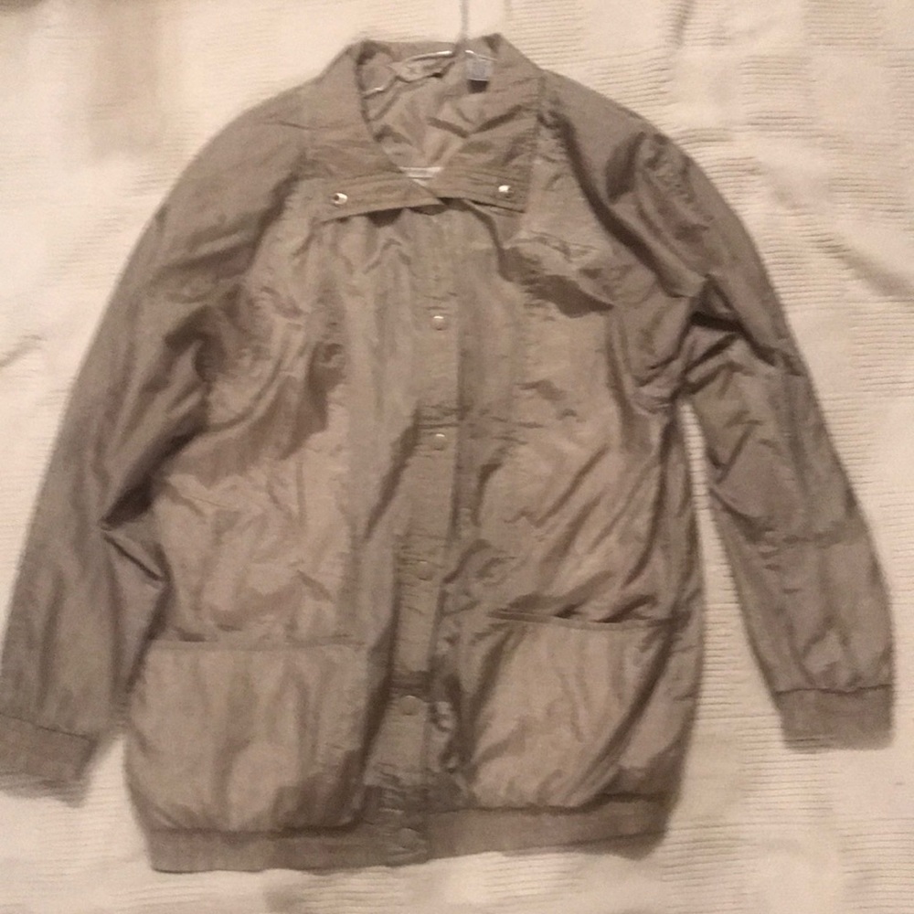 Women’s light weight jacket